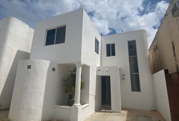 Casa en  Calle 27, Chuburna De Hidalgo, Mérida, Yucatán, 97205, Mex