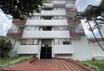 Apartamento en  Los Alamos, Pereira