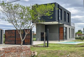 Casa en  Puerto Roldán, Roldán