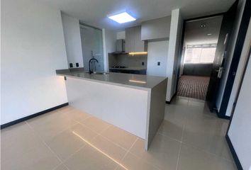 Apartamento en  Aguacatala, Medellín