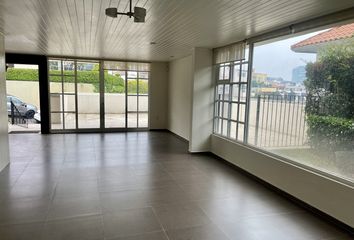 Casa en condominio en  Bosques De Las Lomas, Cuajimalpa De Morelos