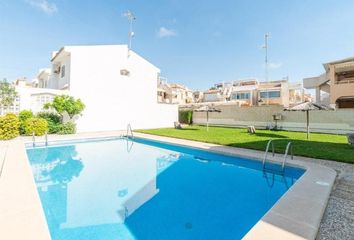 Bungalow en  Distrito 3 - Playas - La Mata, Torrevieja