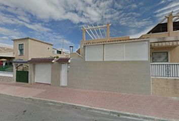 Chalet en  Distrito 2 - Urbanizaciones - Los Naúfragos, Torrevieja