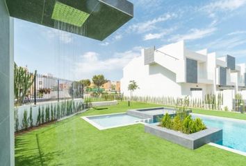 Bungalow en  Distrito 2 - Urbanizaciones - Los Naúfragos, Torrevieja