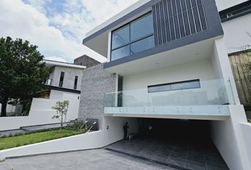 Casa en condominio en  Paseo De Las Lomas, Puerta Las Lomas, Zapopan, Jalisco, 45115, Mex