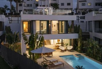 Chalet en  Estepona, Málaga Provincia