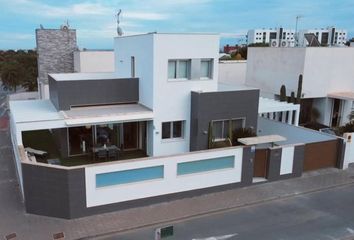 Chalet en  Mil Palmeras, Alicante Provincia