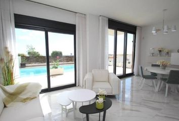 Chalet en  Dehesa De Campoamor, Alicante Provincia