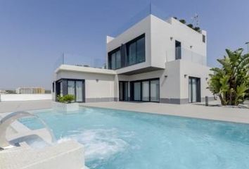 Chalet en  Dehesa De Campoamor, Alicante Provincia