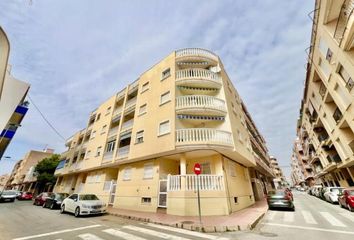 Apartamento en  Distrito 2 - Urbanizaciones - Los Naúfragos, Torrevieja