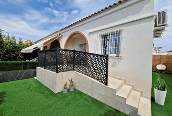 Chalet en  Distrito 1 - Centro - El Chaparral, Torrevieja