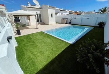 Chalet en  Distrito 1 - Centro - El Chaparral, Torrevieja