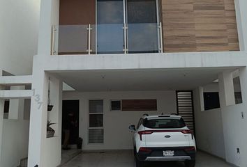 Casa en  Calle Ninguno, Ex Hacienda Santa Rosa, Apodaca, Nuevo León, 66606, Mex