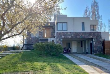 Casa en  Maipú, Mendoza