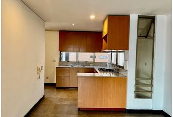 Apartamento en  Loma De Los Parra, Medellín