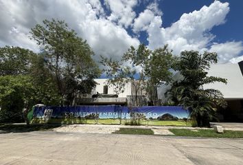 Casa en condominio en  Yucatan Country Club, Mérida, Yucatán, Mex