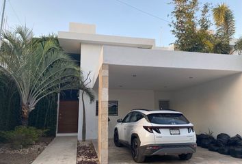 Casa en  Calle 12 B, Santa Gertrudis Copo, Mérida, Yucatán, 97305, Mex