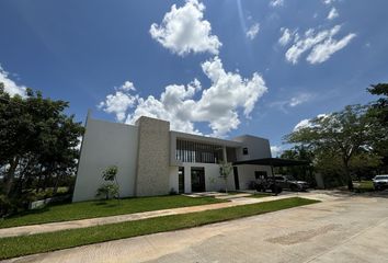 Casa en condominio en  Temozón Norte, Mérida, Yucatán, Mex