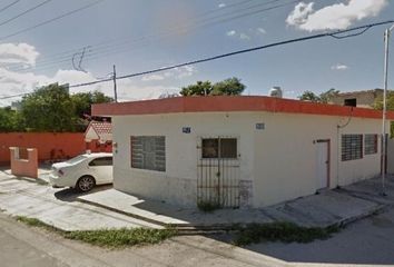 Casa en  Calle 36, San Luis Chuburna, Mérida, Yucatán, 97205, Mex