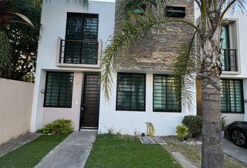 Casa en  Lomas De Zapopan, Zapopan, Jalisco