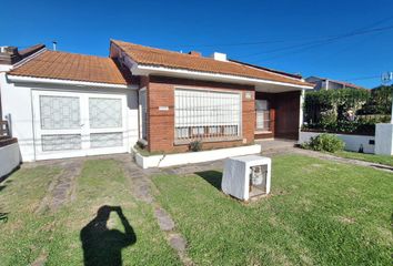 Casa en  Punta Mogotes, Mar Del Plata