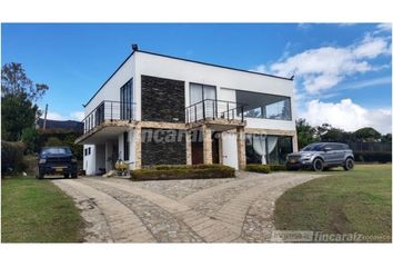 Casa en  El Carmen De Viboral, Antioquia