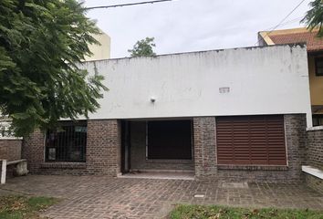 Casa en  Manuel B Gonnet, Partido De La Plata