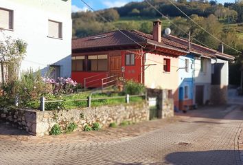 Casa en  Avin, Asturias