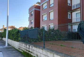 Garaje en  Santa Cruz De Bezana, Cantabria