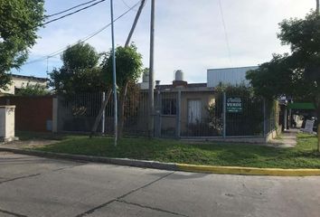 Casa en  Ezpeleta, Partido De Quilmes