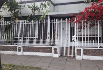 Casa en  Barrio Parque San Martin, Partido De Merlo