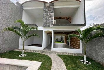 Casa en  Manantiales, Cuautla, Cuautla, Morelos