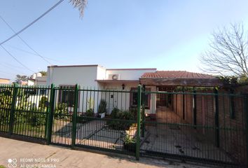 Casa en  Ingeniero Adolfo Sourdeaux, Partido De Malvinas Argentinas