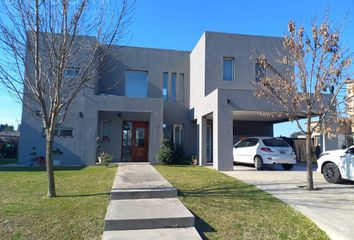 Casa en  Altos De Campo Grande, Partido Del Pilar