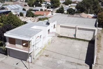 Galpónes/Bodegas en  Villa Farrell, Neuquén