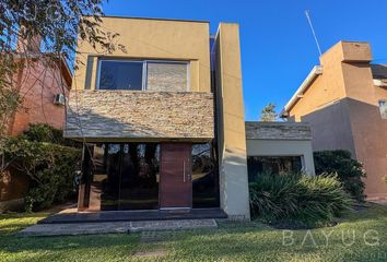 Casa en  Indio Cuá Golf Club, Exaltación De La Cruz