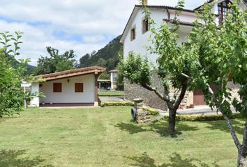 Chalet en  Iruz, Cantabria