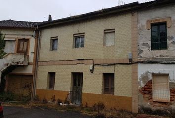 Chalet en  Las Caldas, Asturias