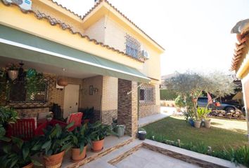 Chalet en  Montequinto, Sevilla Provincia