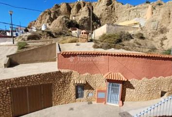 Chalet en  Guadix, Granada Provincia