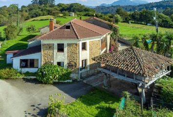 Chalet en  Lieres, Asturias