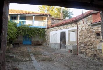 Chalet en  Santiagomillas, León Provincia