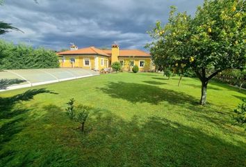 Chalet en  Torrelavega, Cantabria