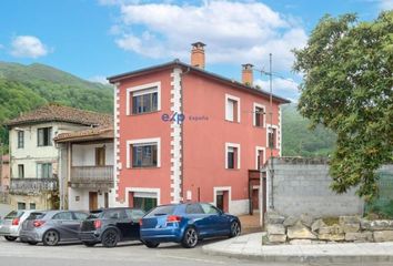 Chalet en  Olloniego, Asturias