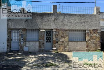 Casa en  Ludueña, Rosario