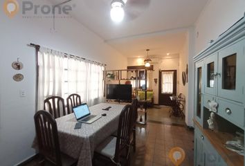 Casa en  Calle Paraguay 4830, Rosario, S2001, Santa Fe, Arg