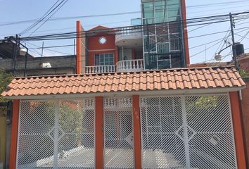 Local comercial en  Calle Guadalupe Victoria 74-116, Guadalupe Del Moral, Iztapalapa, Ciudad De México, 09300, Mex