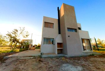 Casa en  Puerto Roldán, Roldán