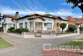 Casa en  Lomas De Zamora, Partido De Lomas De Zamora