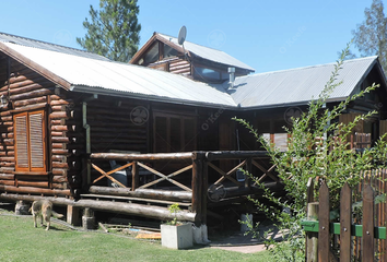 Casa en  Arturo Seguí, Partido De La Plata